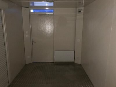 Conteneur occasion 4,44m x 2,44m – Image 6